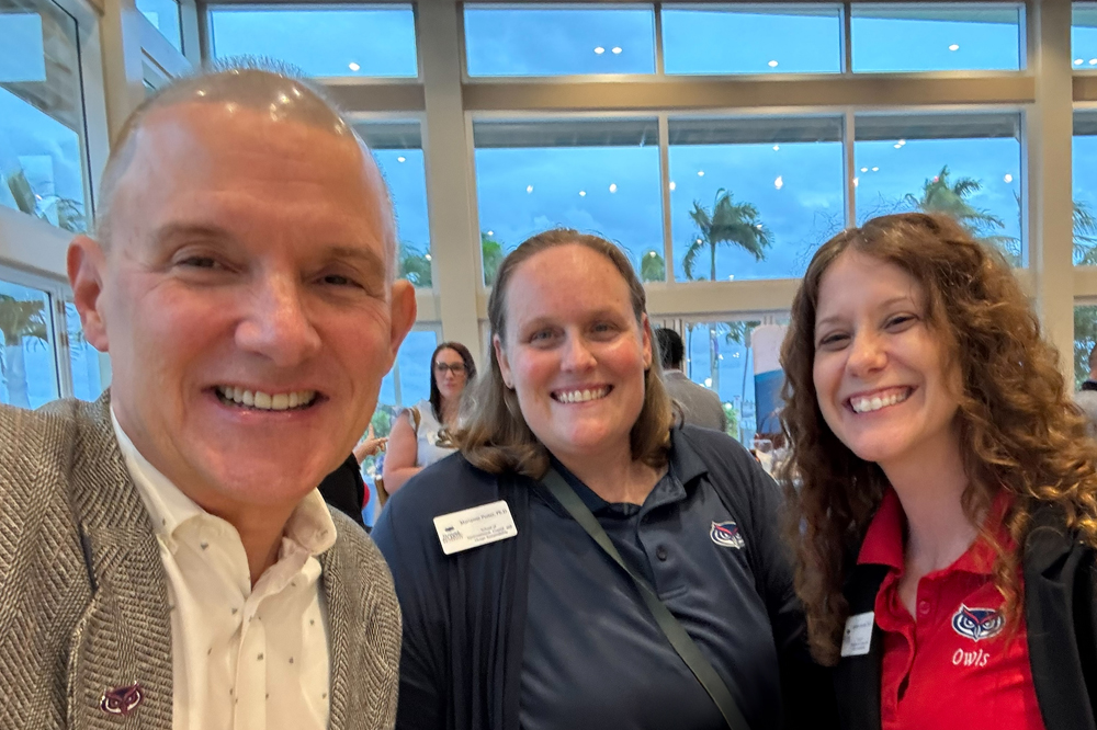 ECOS Receives Grant Funding from Palm Beach International Boat Show Gives Back for Third Consecutive Year 